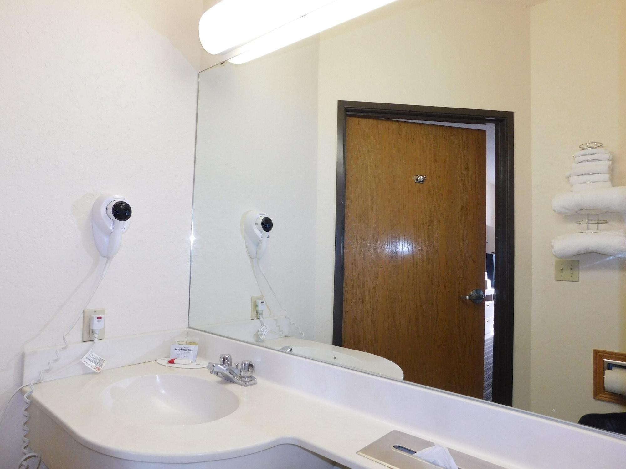 Travelodge By Wyndham Chadron Luaran gambar