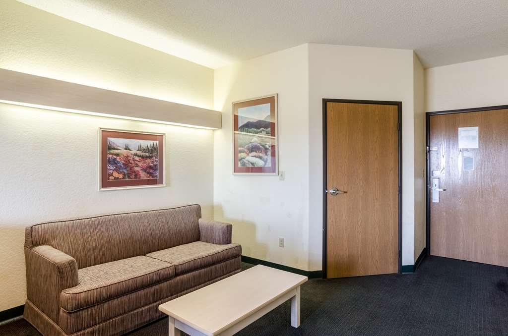 Travelodge By Wyndham Chadron Bilik gambar